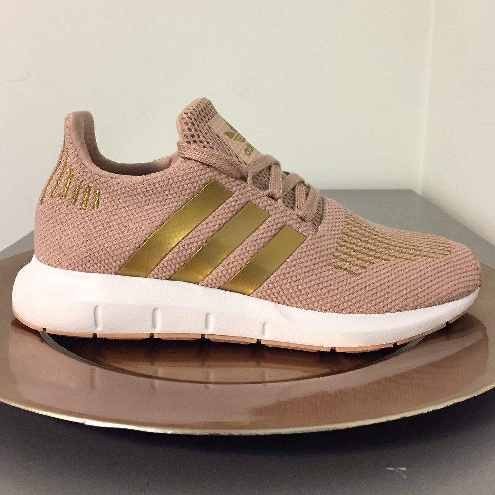 NEW Adidas Swift Run Rose Gold & Pink